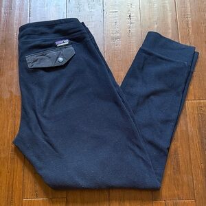 Patagonia Navy Fleece Pants with Pocket